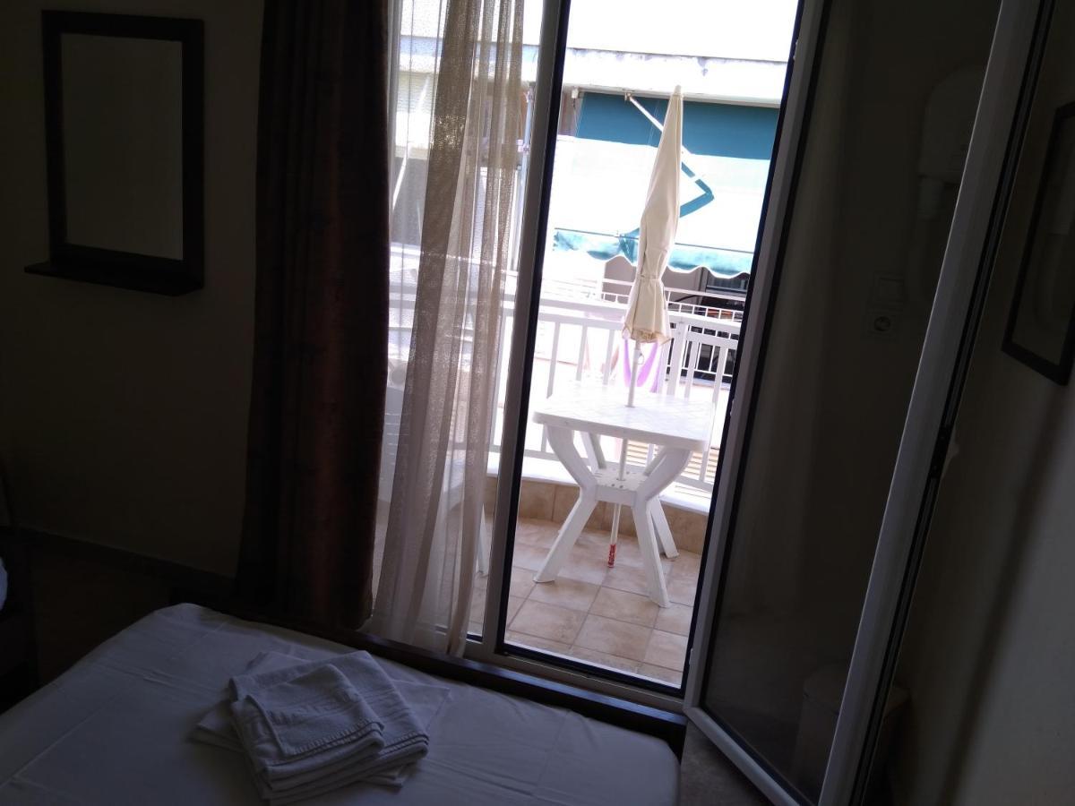 Hotel Villa Pigasos Paralía Екстериор снимка