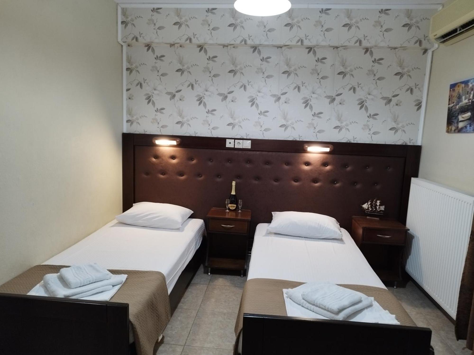 Hotel Villa Pigasos Paralía Екстериор снимка