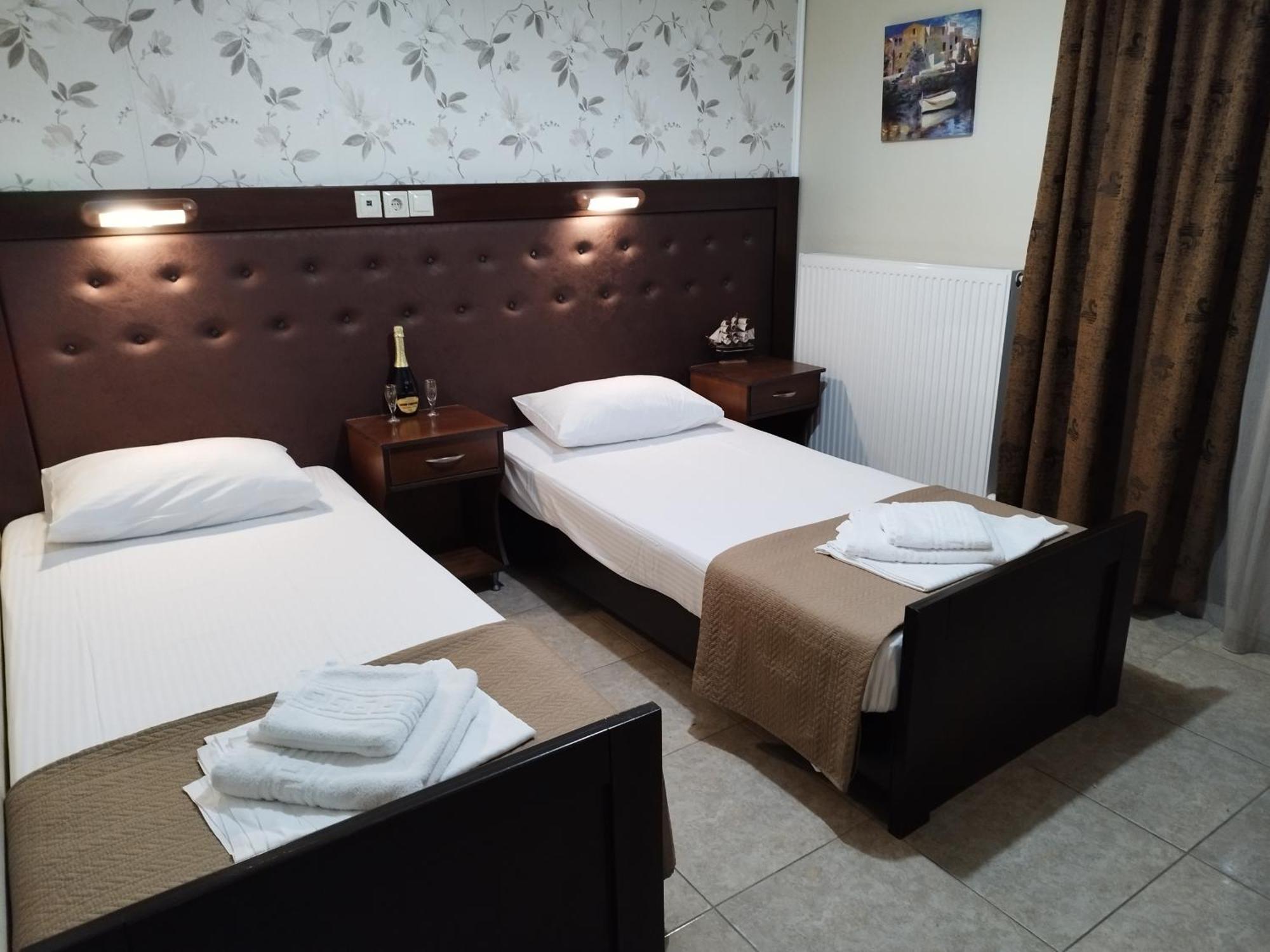 Hotel Villa Pigasos Paralía Екстериор снимка