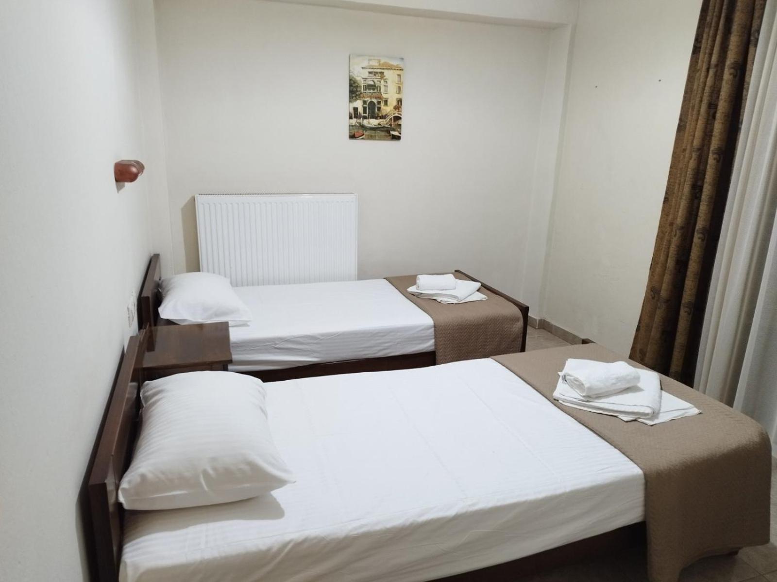 Hotel Villa Pigasos Paralía Екстериор снимка