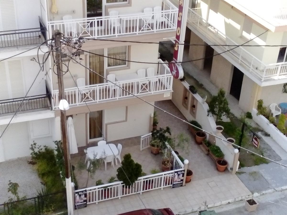 Hotel Villa Pigasos Paralía Екстериор снимка