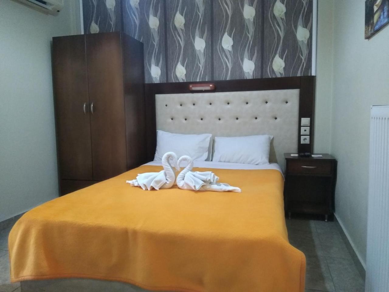 Hotel Villa Pigasos Paralía Екстериор снимка